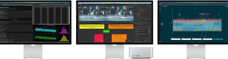 Mac Studio avec trois Studio Display, affichant chacun des apps macOS différentes à l’écran